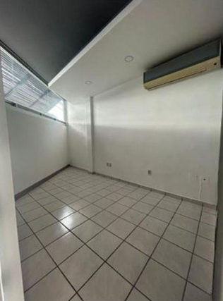 Renta Local Comercial Priv. del Carmen Cerca de Medica Campestre / León, Gto / Zona Norte