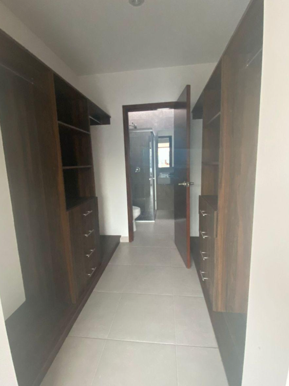 Casa en Preventa Fracc. Mayorca Residencial/ 2 Pisos, 2 Habitaciones/ León Zona Sur