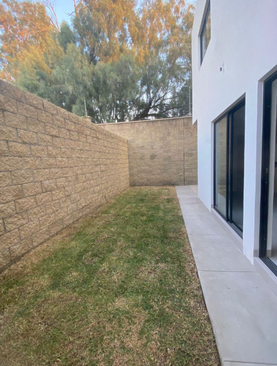 Casa en Preventa Fracc. El Mayorazgo/ 2 Pisos / 2 Habitaciones / León Zona Sur