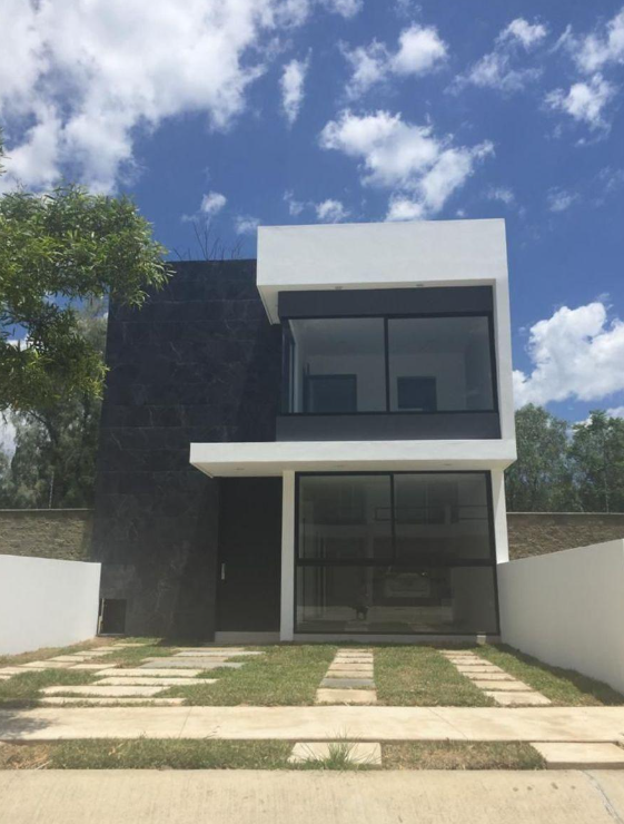 Casa en Preventa Fracc. El Mayorazgo/ 2 Pisos / 2 Habitaciones / León Zona Sur