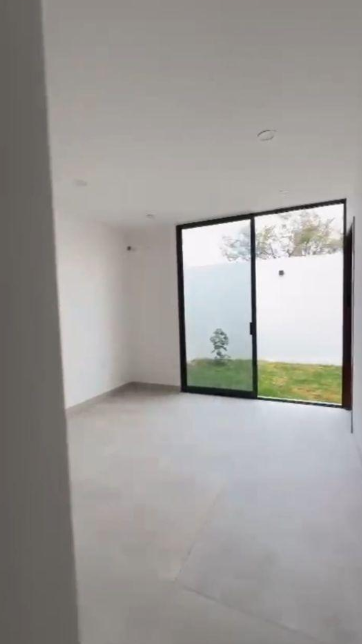 Casa en Preventa Fracc. Valles del Molino B/ 2 Pisos, 2 Habitaciones / León Zona Norte