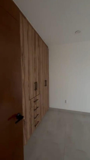 Casa en Preventa Fracc. Valles del Molino B/ 2 Pisos, 2 Habitaciones / León Zona Norte