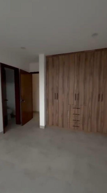 Casa en Preventa Fracc. Valles del Molino B/ 2 Pisos, 2 Habitaciones / León Zona Norte