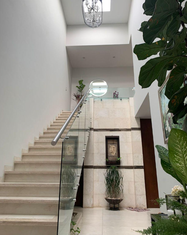 Venta de Residencia Fracc. Pìrules Residencia / 4 Habitaciones / León Zona Norte