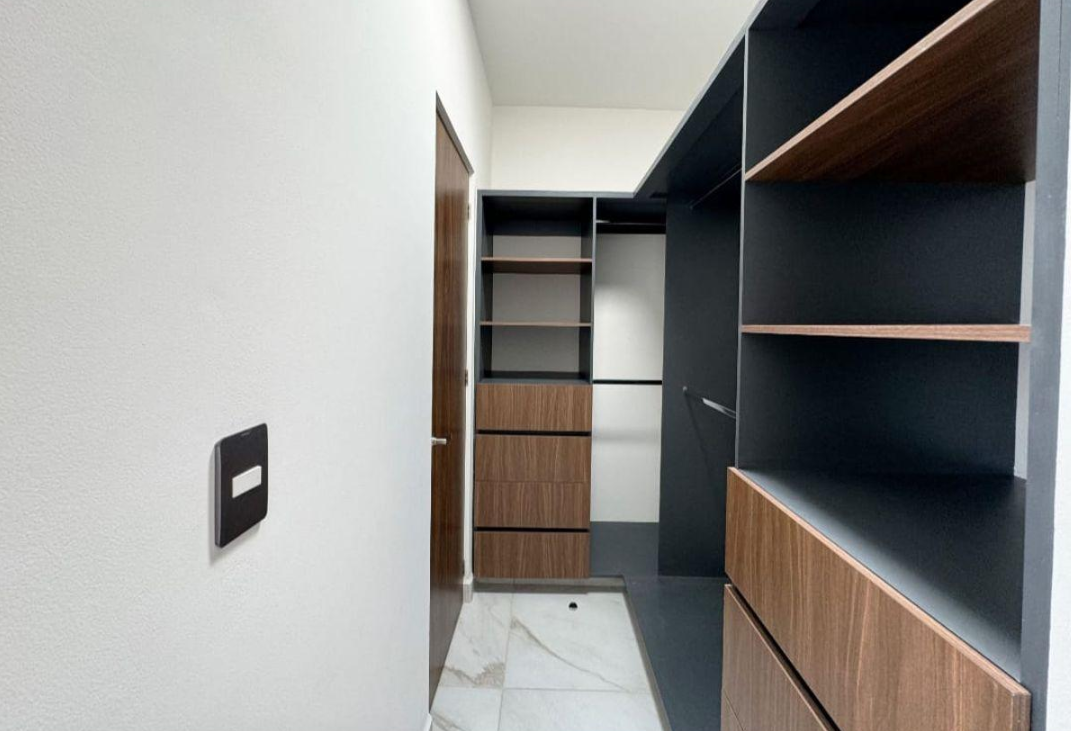 Casa en Venta Nueva Modelo Bierzo: Diseño Moderno con Área de Estudio | León Sur