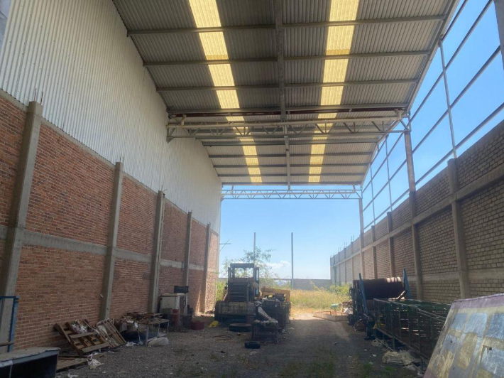 Venta de Bodegas y Terreno Industrial Leon/san Fco. del Rincon