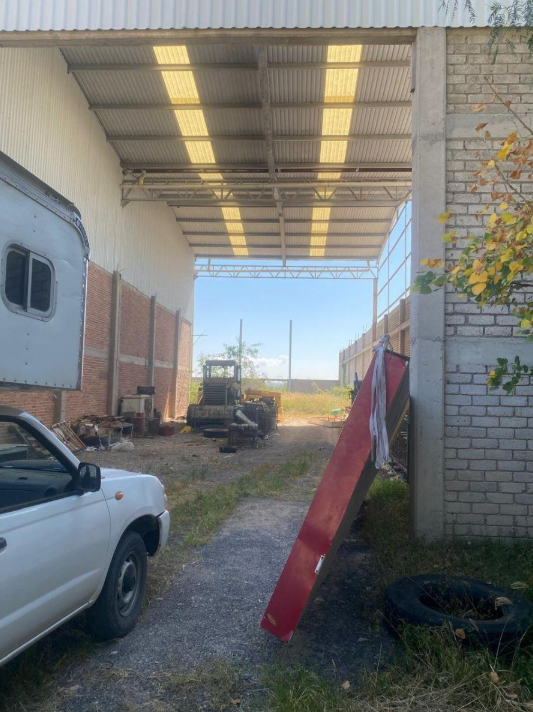 Venta de Bodegas y Terreno Industrial Leon/san Fco. del Rincon