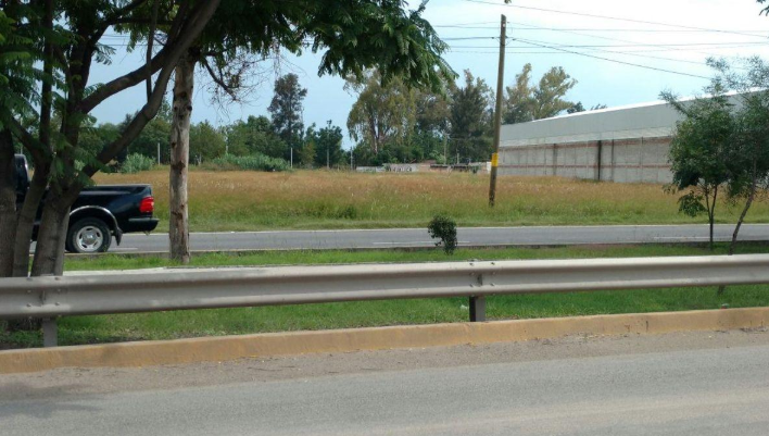 Terreno en Venta Cd. San Fco. del Rincon/ Ubicado Sobre 2 Calle Principales de La Cd.