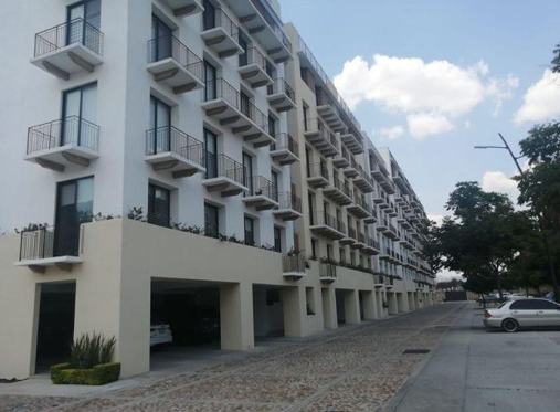 Renta de Departamento Amueblado Torre Faustina, Blvd. Mayorazgo/ León Zona Sur.