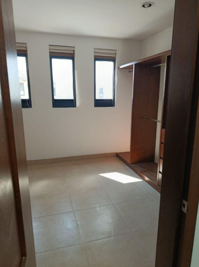 Casa en Renta Semi/amueblada Fracc. Lomas del Molino Iv/ León / Zona Norte