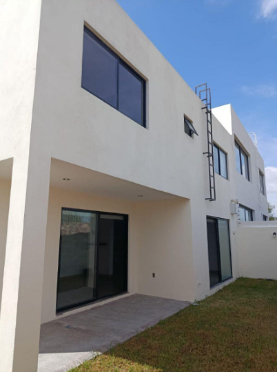 Casa en Renta Semi/amueblada Fracc. Lomas del Molino Iv/ León / Zona Norte