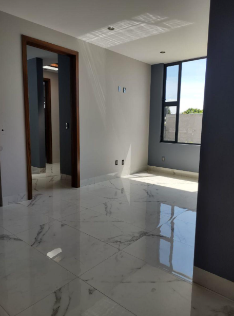 Venta de Residencia Fracc. Pirules/ Alberca y Elevador en Casa / Leon Zona Norte